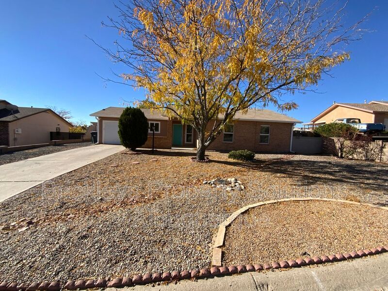 743 Uranium Dr NE, Rio Rancho, NM 87124 House Rental in Rio Rancho