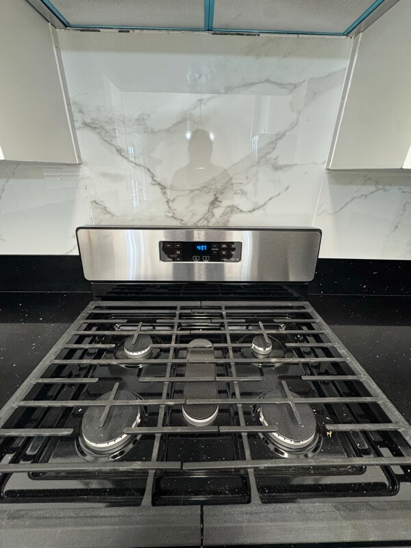 Foto del edificio - 1998 2nd St