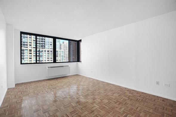 Foto principal - 55 West End Ave