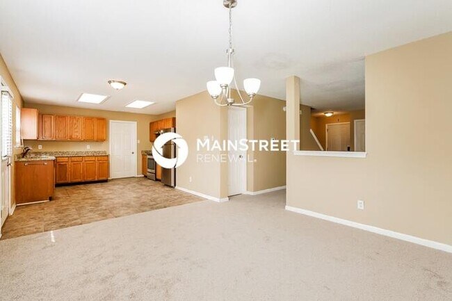 Foto del edificio - 3 Bedroom Pet-Friendly Home in Camby, IN with Main Street Renewal