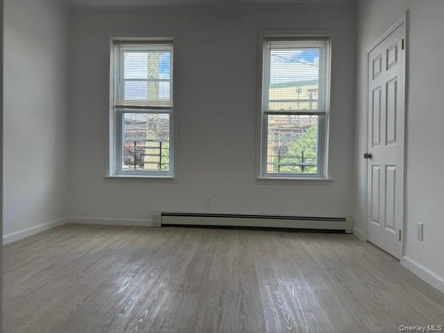Foto del edificio - 742 New Lots Ave