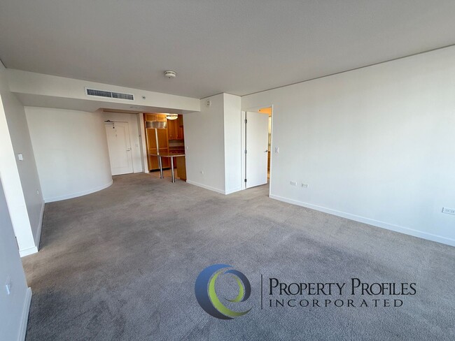 Foto del edificio - Moana Pacific - 2 Bedroom 2 Bath Unit - Av...