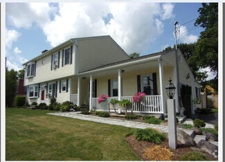 Building Photo - 647 Frenchtown Rd