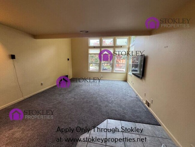 Foto del edificio - 2711 Subec Ln