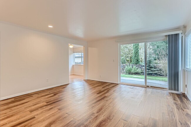 Foto del edificio - Bright and Beautiful 1 Bed 1 Bath Redmond ...