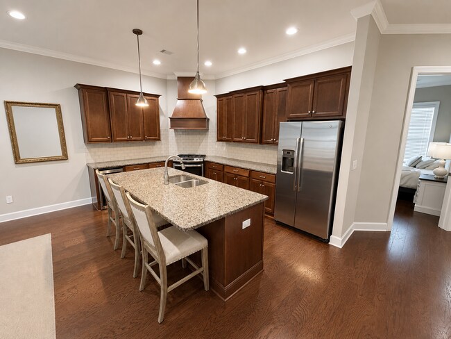 Foto del edificio - 1401 Pinnacle Park Ln