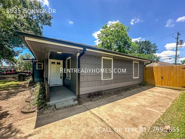 Building Photo - 8035 Bonner Dr