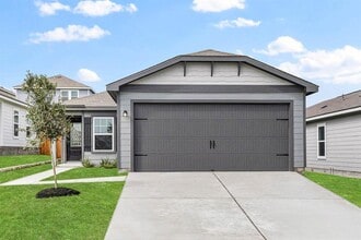 Building Photo - 125 Paradise Cyn Dr