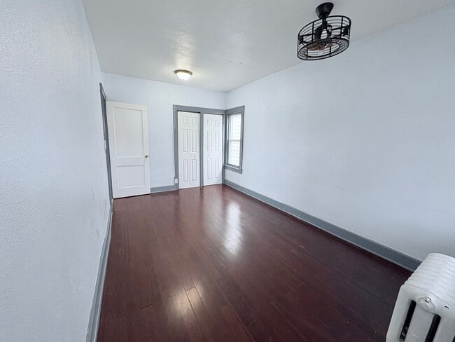 Building Photo - 1203 W Oklahoma Ave