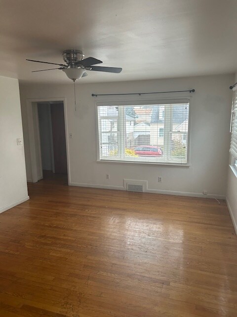 Building Photo - 45 Stratfield Pl