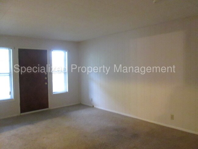 Building Photo - 1705 Fairmount Ave