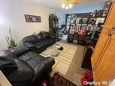 Foto del edificio - 180 Thompson St