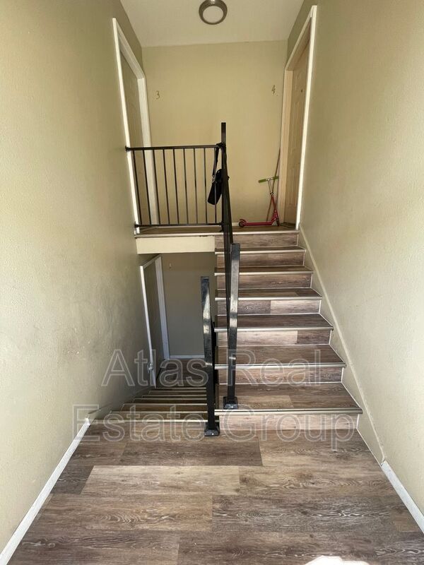 Foto del edificio - 907 Fontmore Rd