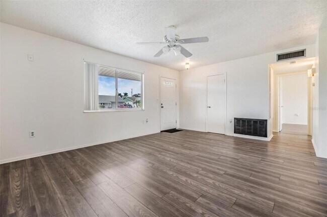 Foto del edificio - 1515 Danbury Dr