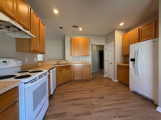 Foto del edificio - Three Bedroom in Cannons Point @ Oakleaf