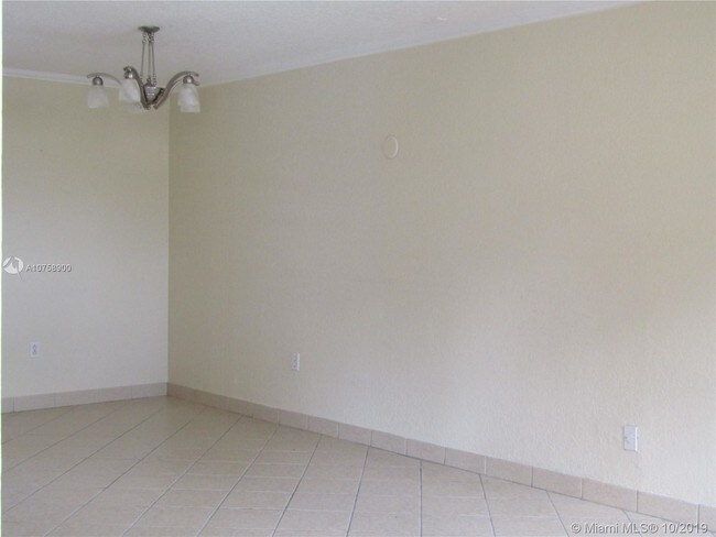 Building Photo - 5700 SW 133rd Pl