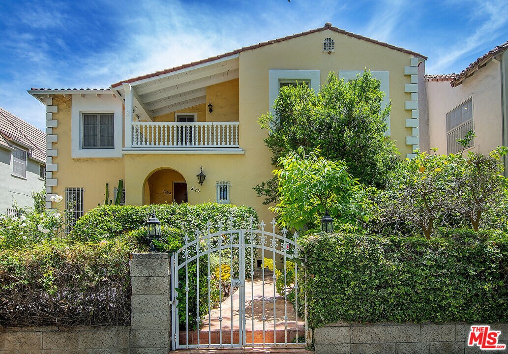 Foto principal - 244 S Mansfield Ave