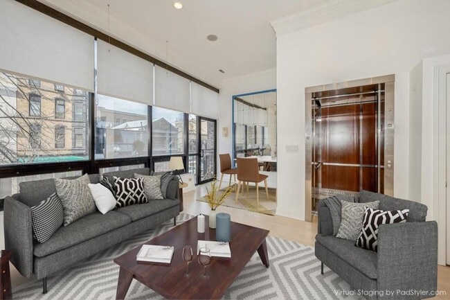 Foto del edificio - 2 bedroom in Chicago IL 60610