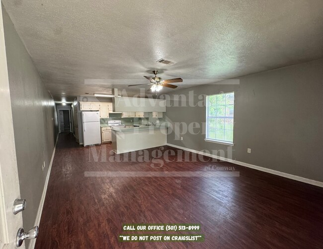 Foto del edificio - Lovely 2-Bedroom, 1-Bathroom Duplex in Greenbrier, AR!