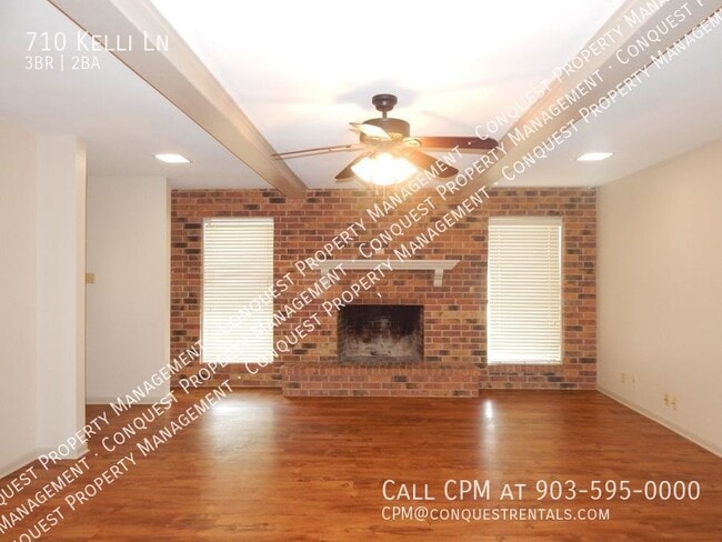 Building Photo - Updated, Spacious 3 Bedroom, 2 Bath Duplex...