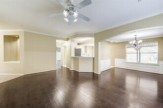 Building Photo - 22010 Kenlake Dr Building Photo - 22010 Kenlake Dr