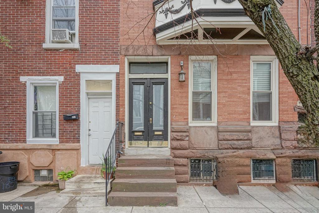 Foto principal - 1855 Frankford Ave