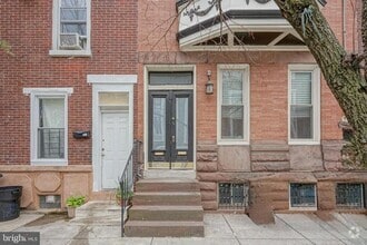 Building Photo - 1855 Frankford Ave