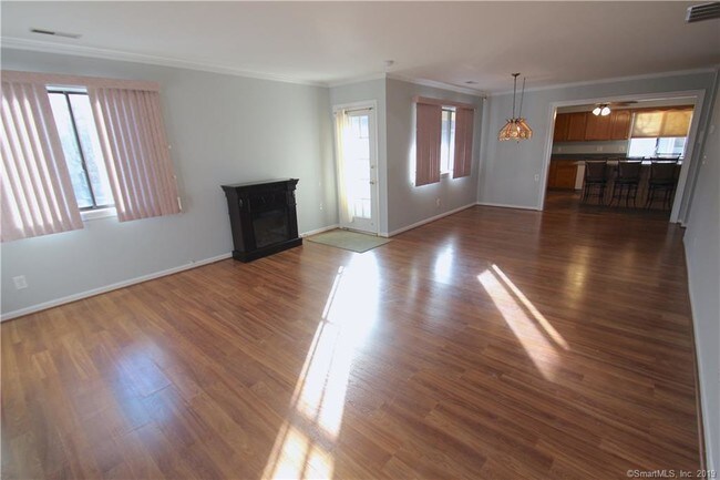 Building Photo - 72 Lance Cir
