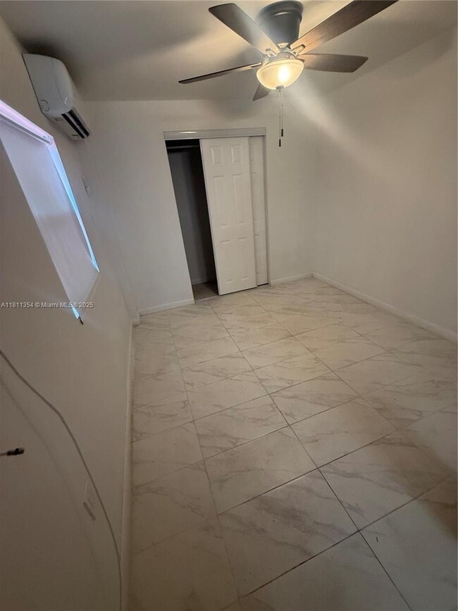Foto del edificio - 6980 SW 26th St