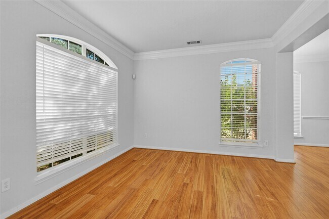 Foto del edificio - 1742 Country Club Cove Dr
