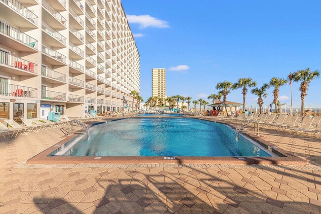 Foto del edificio - 8743 Thomas Dr