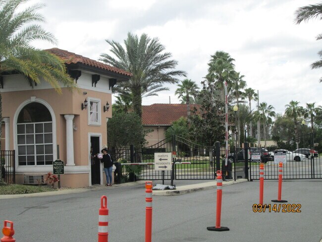 Foto del edificio - 5554 Metrowest Blvd