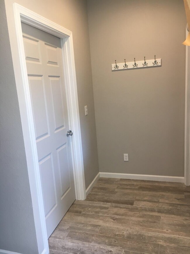 Foto del edificio - 374 Murdell Ln