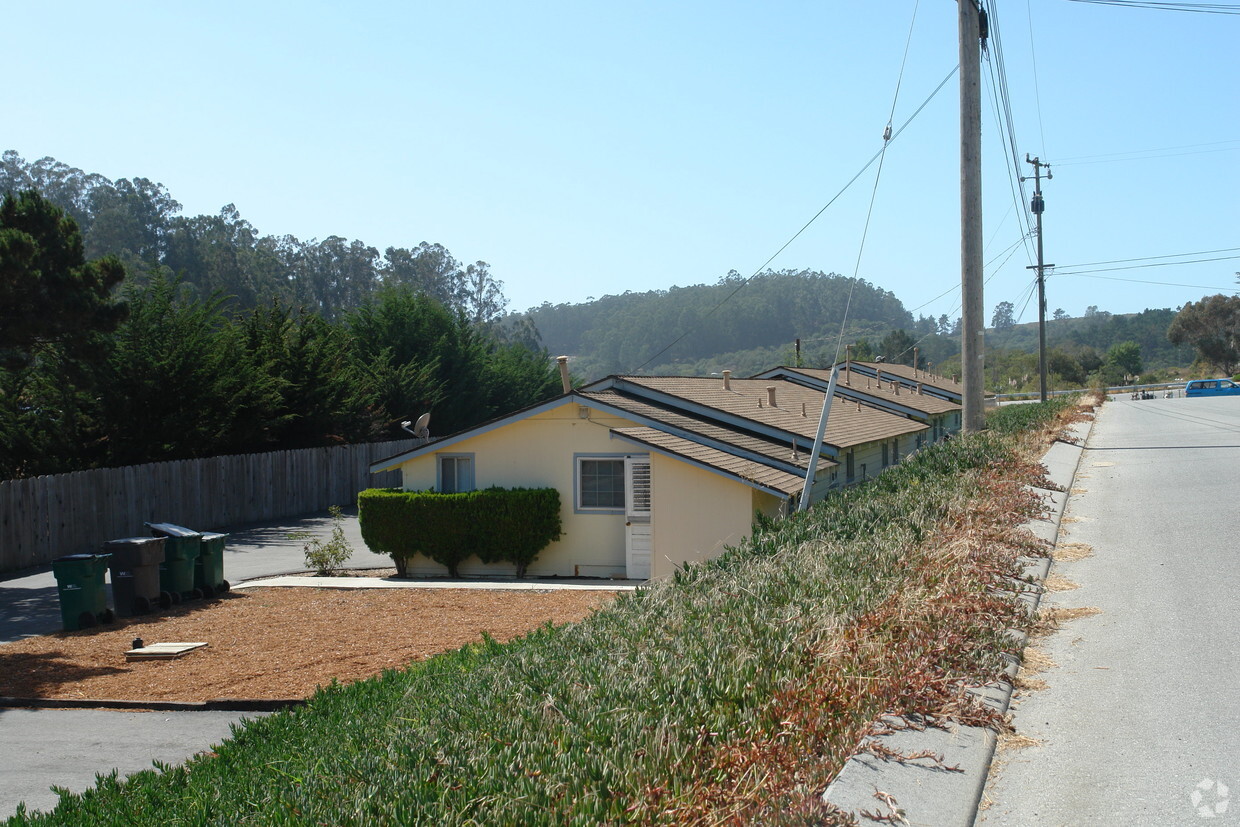 Primary Photo - 7935 Lavender Lane - Prunedale