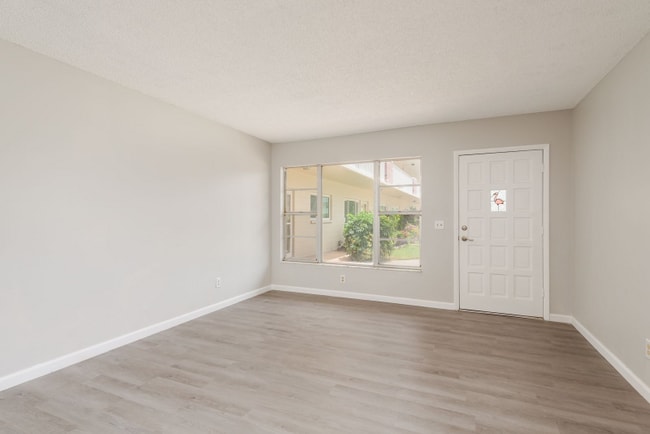 Building Photo - 2262 Swedish Dr