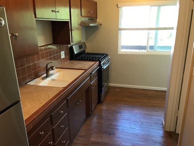 Building Photo - 4113 1/2 Arizona St