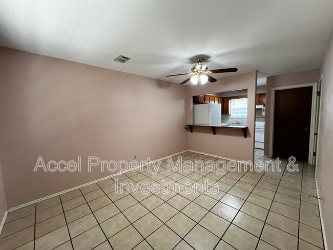 Foto del edificio - 1209 Keralum Ave