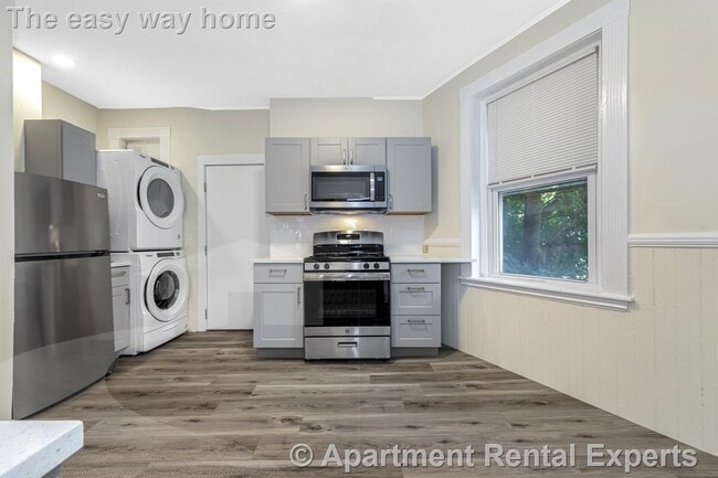 Photo - 46 Brackett St Apartment