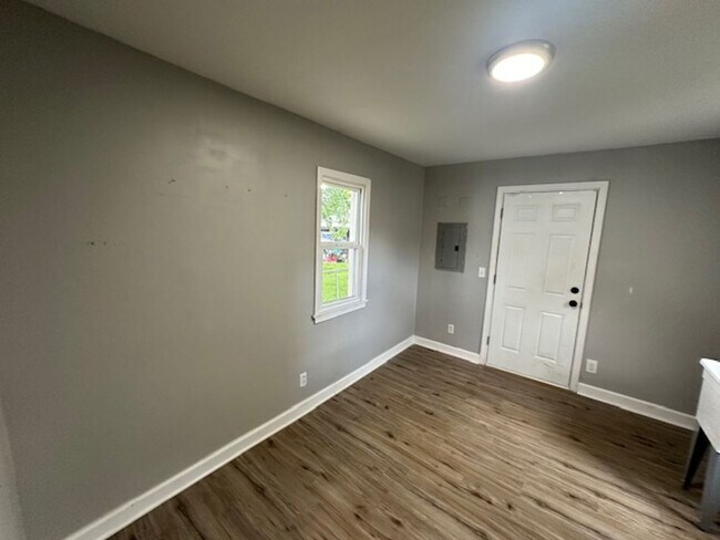 Foto del edificio - 28253 Schram St