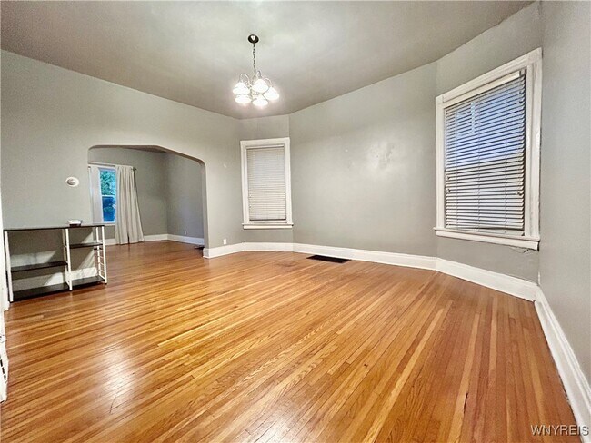 Foto del edificio - 123 Highland Ave