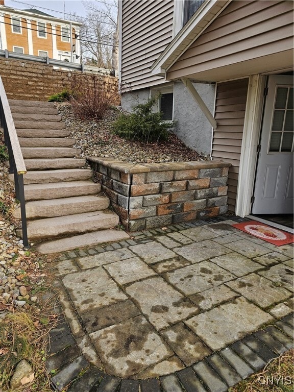 Building Photo - 25 Elm St