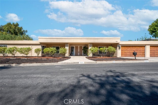 Primary Photo - 4321 Clear Valley Dr
