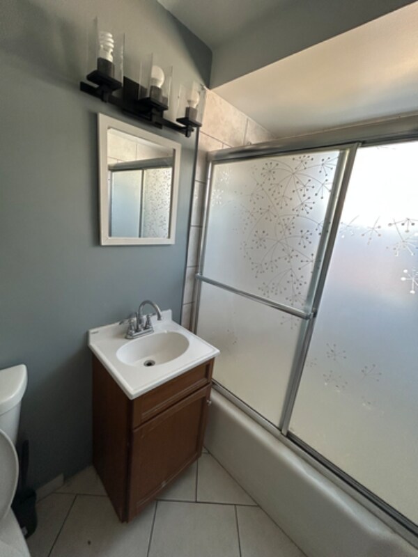 Foto del edificio - 14520 Harvey Ave