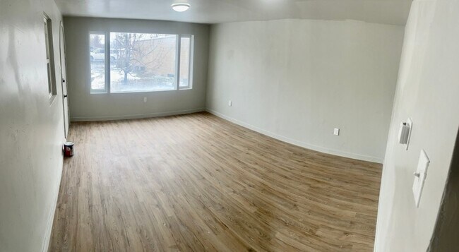 Building Photo - 1415 W 3350 S