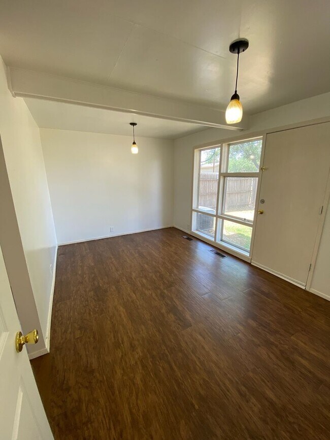 Building Photo - 2302 48th St