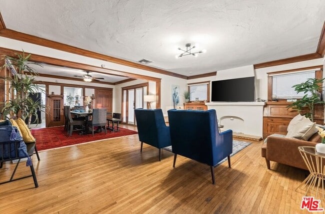 Foto del edificio - 736 Redondo Ave