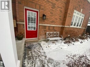 Building Photo - 101 Luisa St