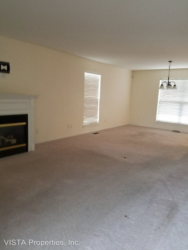 Building Photo - 8703 Sanctuary Ln