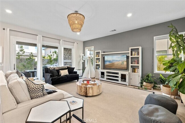 Foto del edificio - 70 Ray