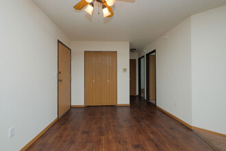 East River Apartment Community photo'